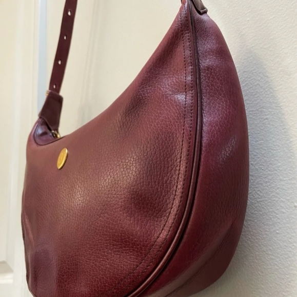 Cartier Burgundy Wine Women's Vintage Leather Crossbody Gold Hardware ✨️ - Picture 11 of 14